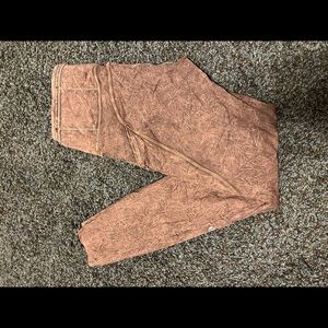 Fast and free lululemon leggings